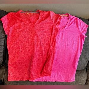 Xersion women’s short sleeve V-neck dry fit tops, 2. Size medium